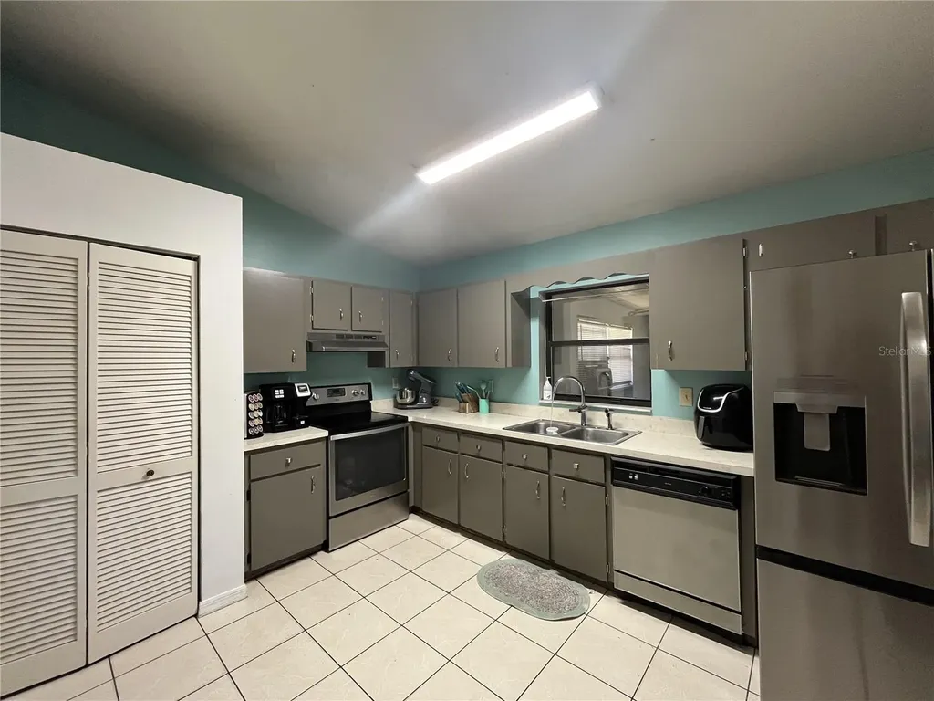10631 W Highway 40 Ocala FL 34482