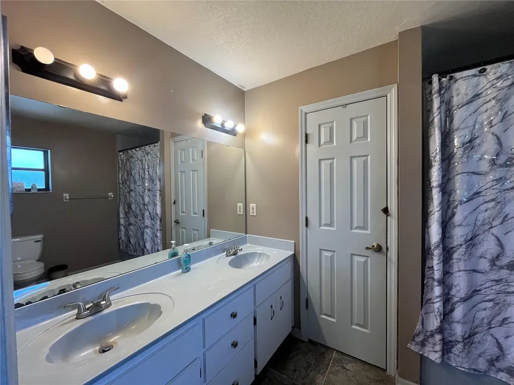 10631 W Highway 40 Ocala FL 34482