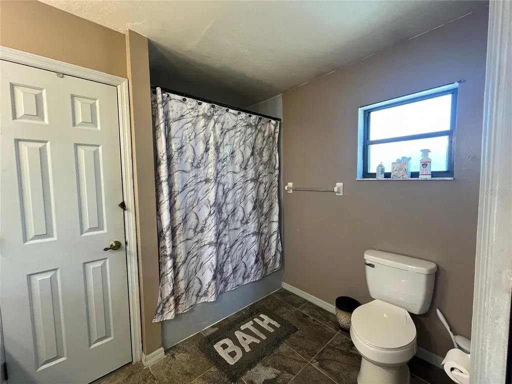 10631 W Highway 40 Ocala FL 34482