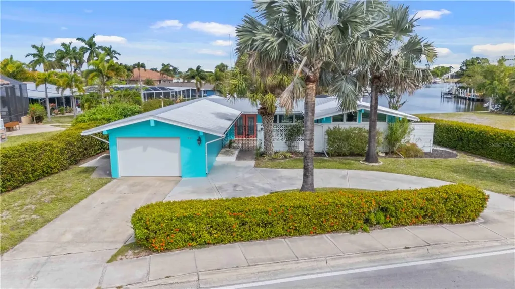 1960 W Marion Avenue Punta Gorda FL 33950