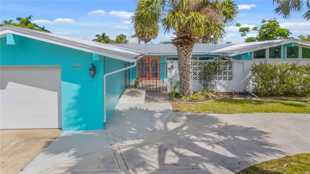 1960 W Marion Avenue Punta Gorda FL 33950