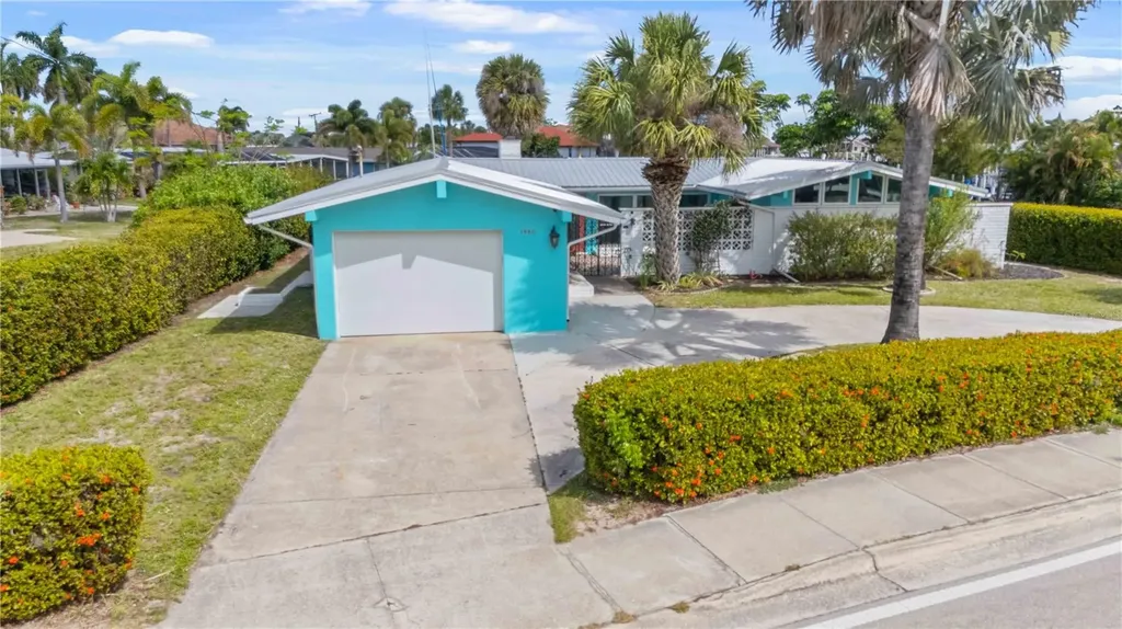 1960 W Marion Avenue Punta Gorda FL 33950