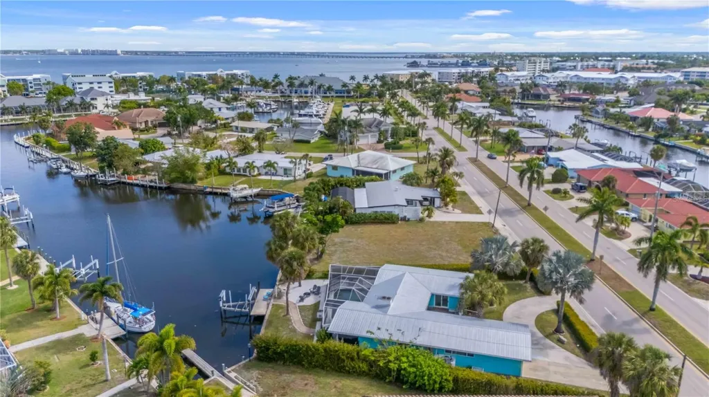 1960 W Marion Avenue Punta Gorda FL 33950