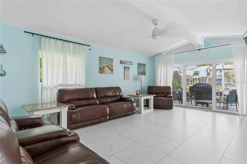 1960 W Marion Avenue Punta Gorda FL 33950