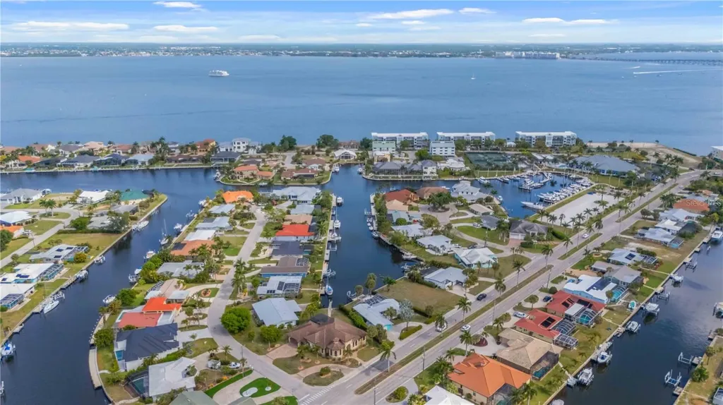 1960 W Marion Avenue Punta Gorda FL 33950