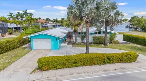 1960 W Marion Avenue Punta Gorda FL 33950