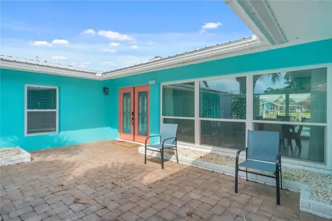 1960 W Marion Avenue Punta Gorda FL 33950