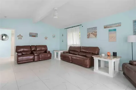 1960 W Marion Avenue Punta Gorda FL 33950
