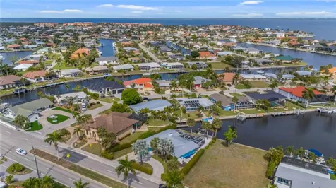 1960 W Marion Avenue Punta Gorda FL 33950