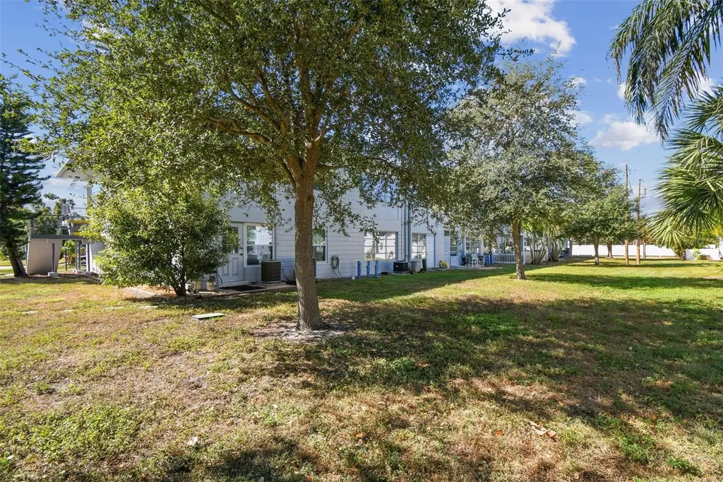5861 42nd Terrace N Kenneth City FL 33709