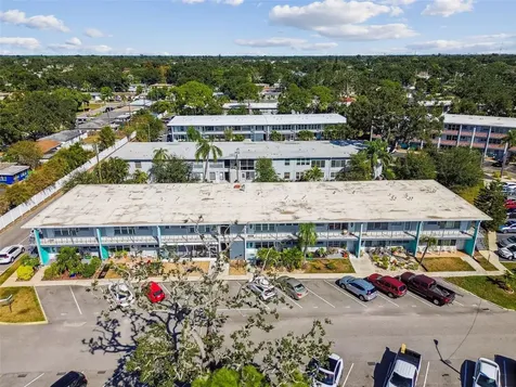 5861 42nd Terrace N Kenneth City FL 33709