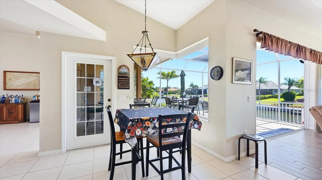 324 Oakwood Circle Englewood FL 34223