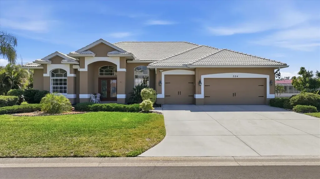 324 Oakwood Circle Englewood FL 34223