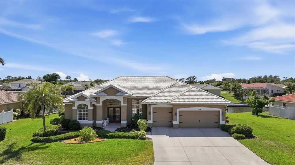 324 Oakwood Circle Englewood FL 34223