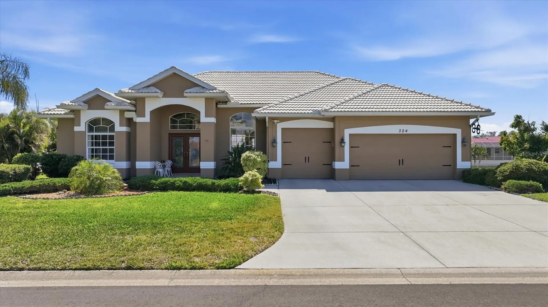 324 Oakwood Circle Englewood FL 34223