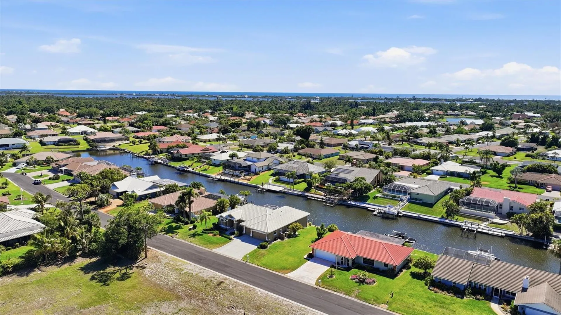 324 Oakwood Circle Englewood FL 34223