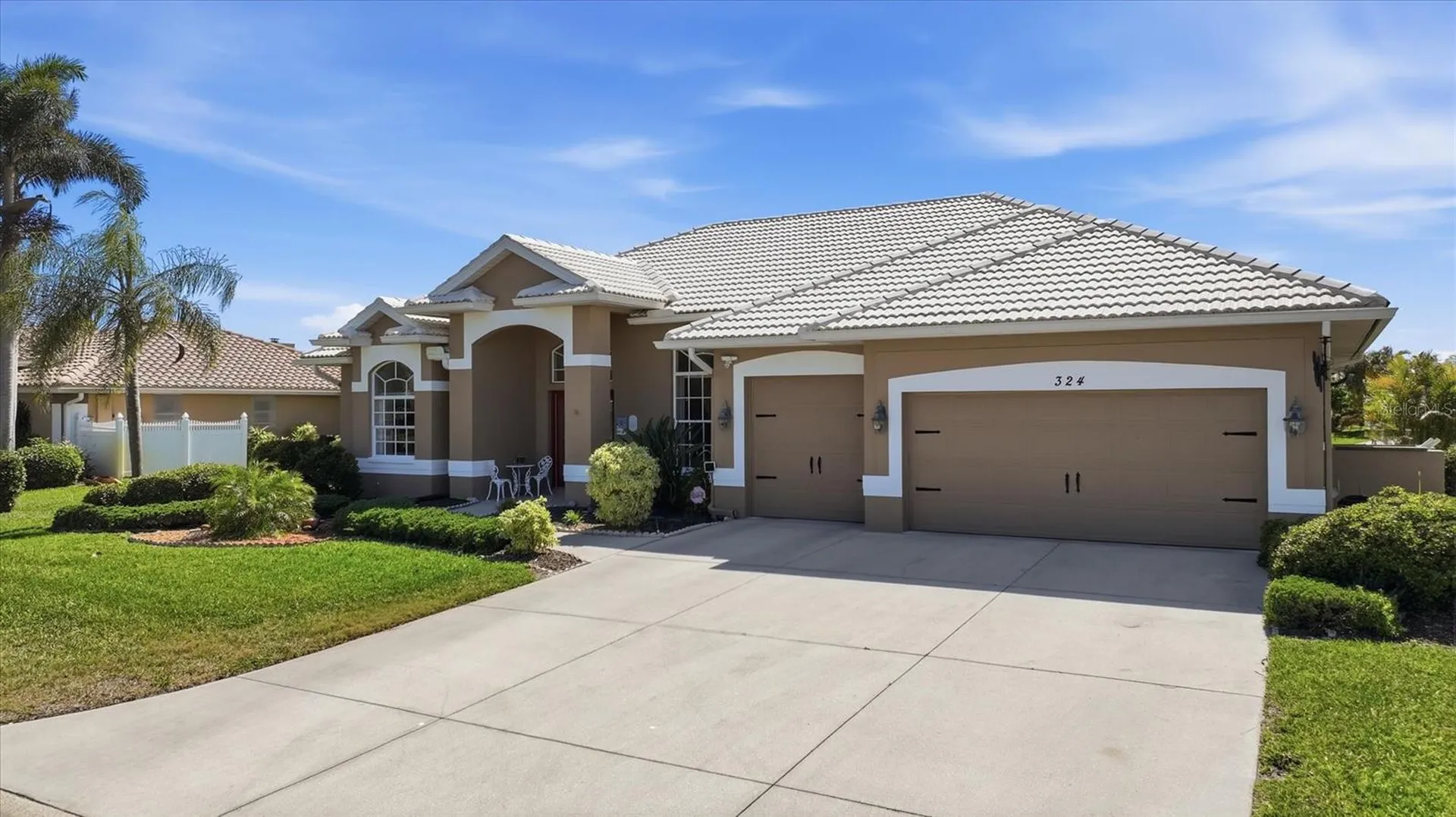 324 Oakwood Circle Englewood FL 34223