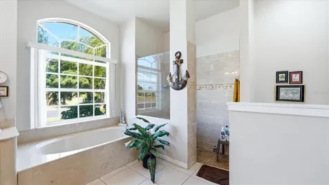 324 Oakwood Circle Englewood FL 34223