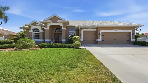324 Oakwood Circle Englewood FL 34223