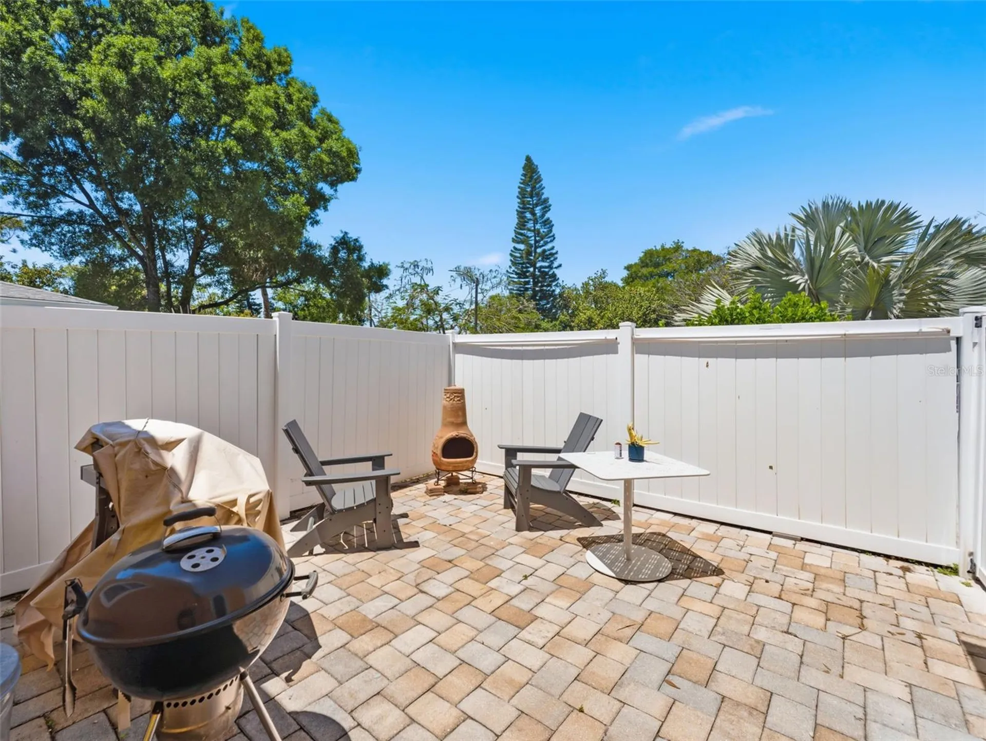 2005 3rd Street S St Petersburg FL 33705