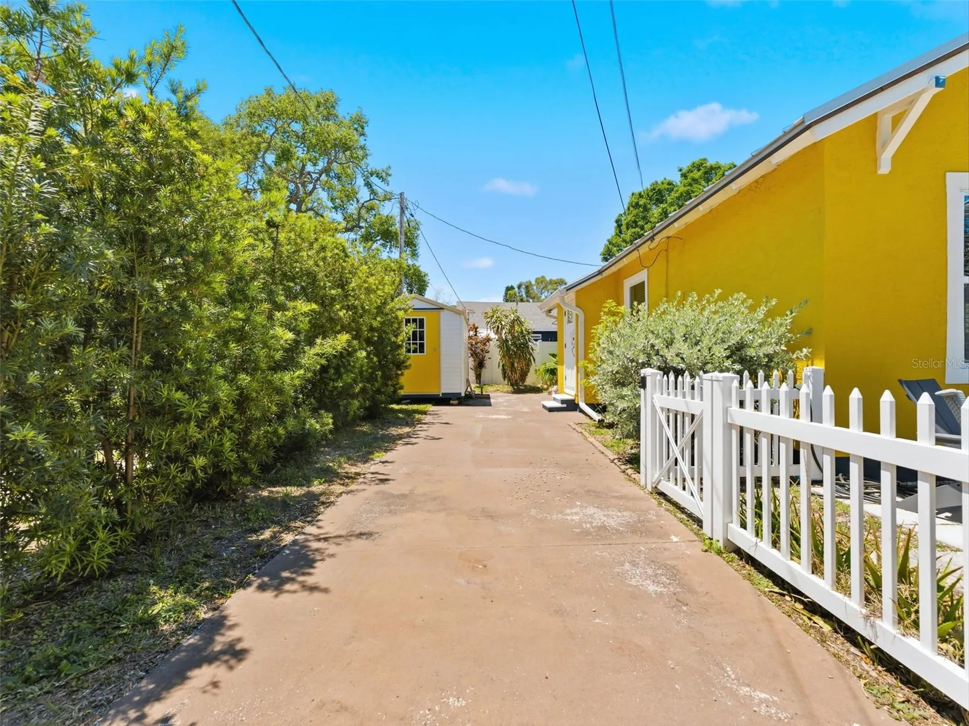 2005 3rd Street S St Petersburg FL 33705