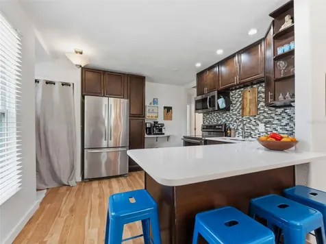 2005 3rd Street S St Petersburg FL 33705