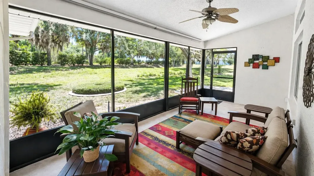 5277 Indian Ocean Loop Tavares FL 32778