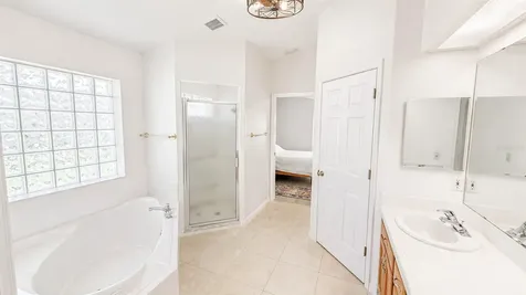 5277 Indian Ocean Loop Tavares FL 32778