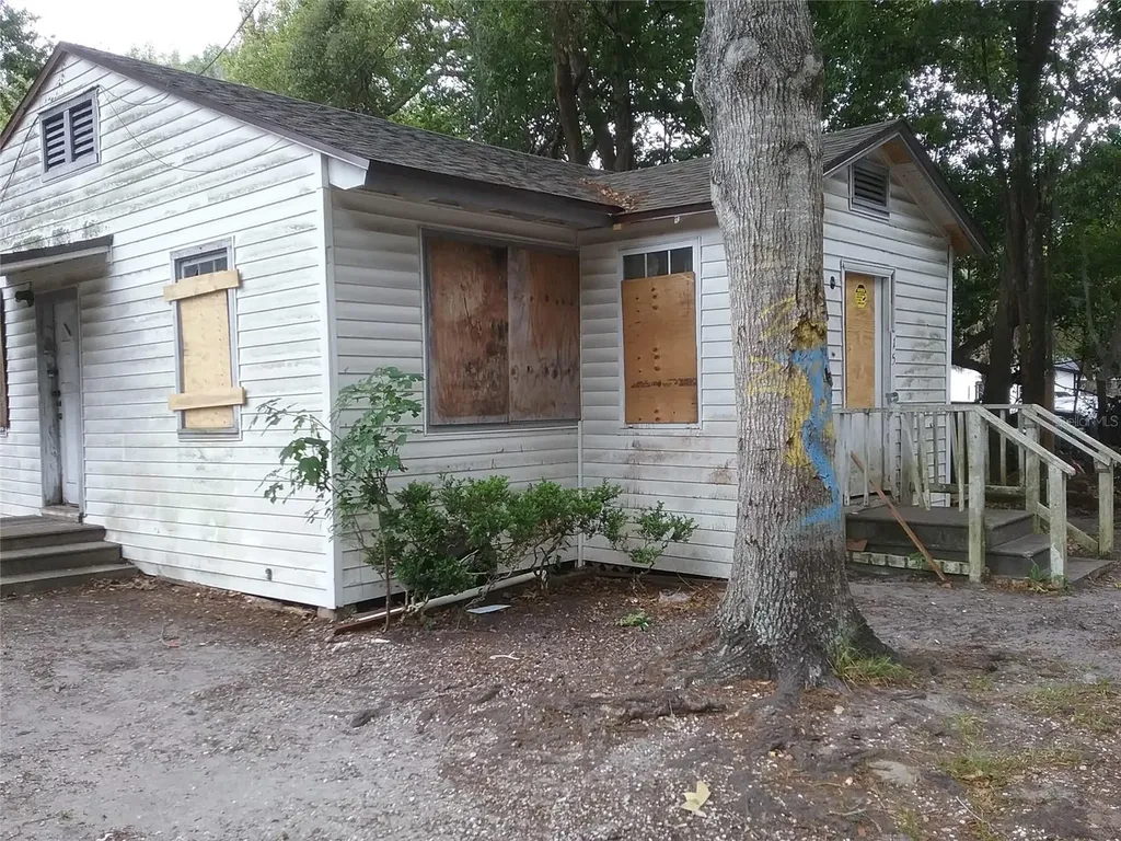 1815 NE 16th Way Gainesville FL 32609