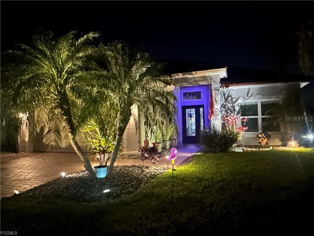 2128 Cape Heather Circle Cape Coral FL 33991