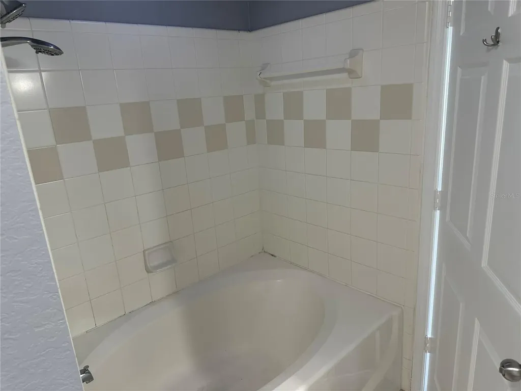 5601 Rosehill Road Sarasota FL 34233
