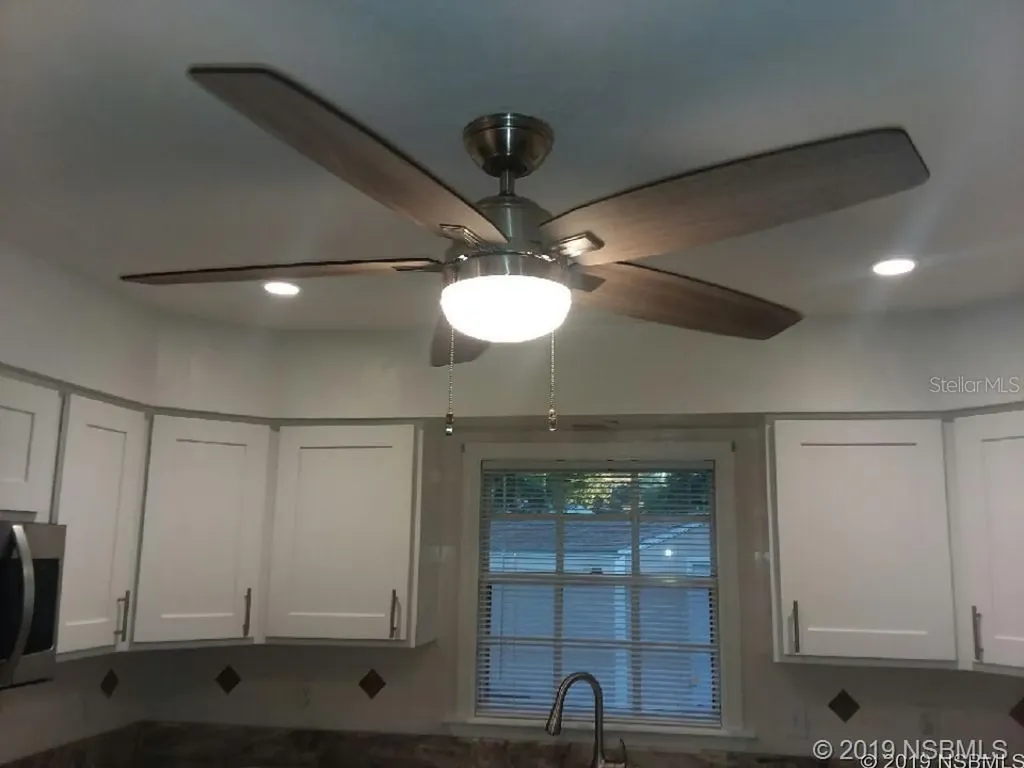572 Palm Drive New Smyrna Beach FL 32168