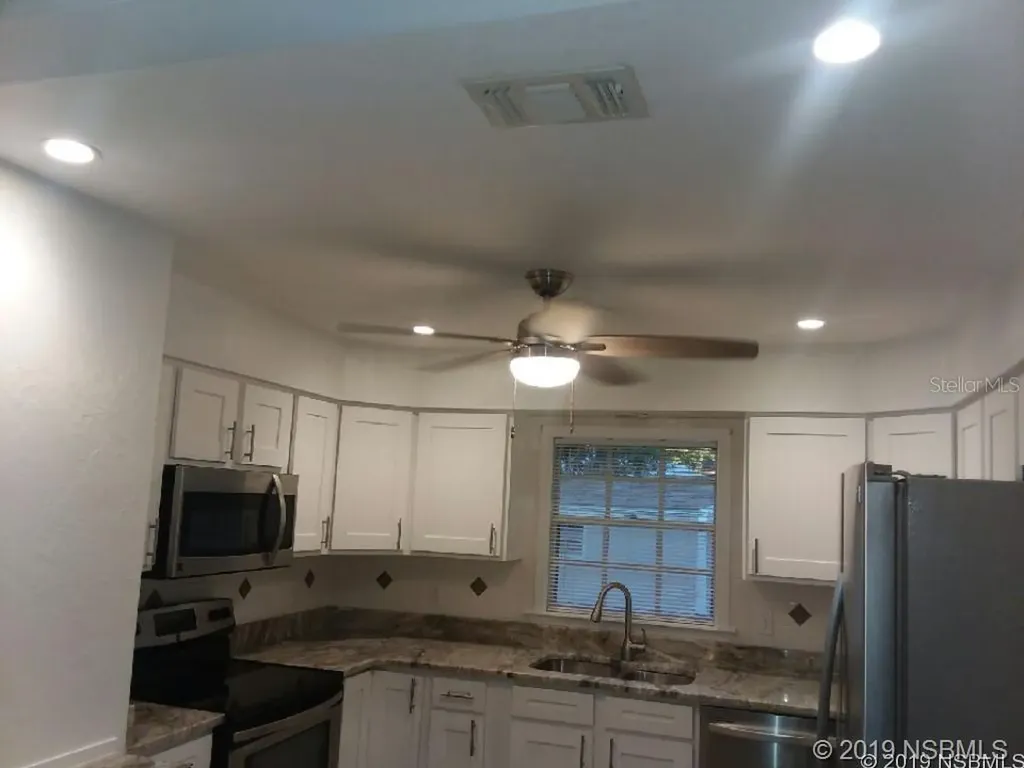 572 Palm Drive New Smyrna Beach FL 32168