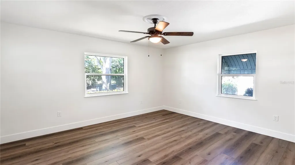 4725 Del Rio Way S Gulfport FL 33711