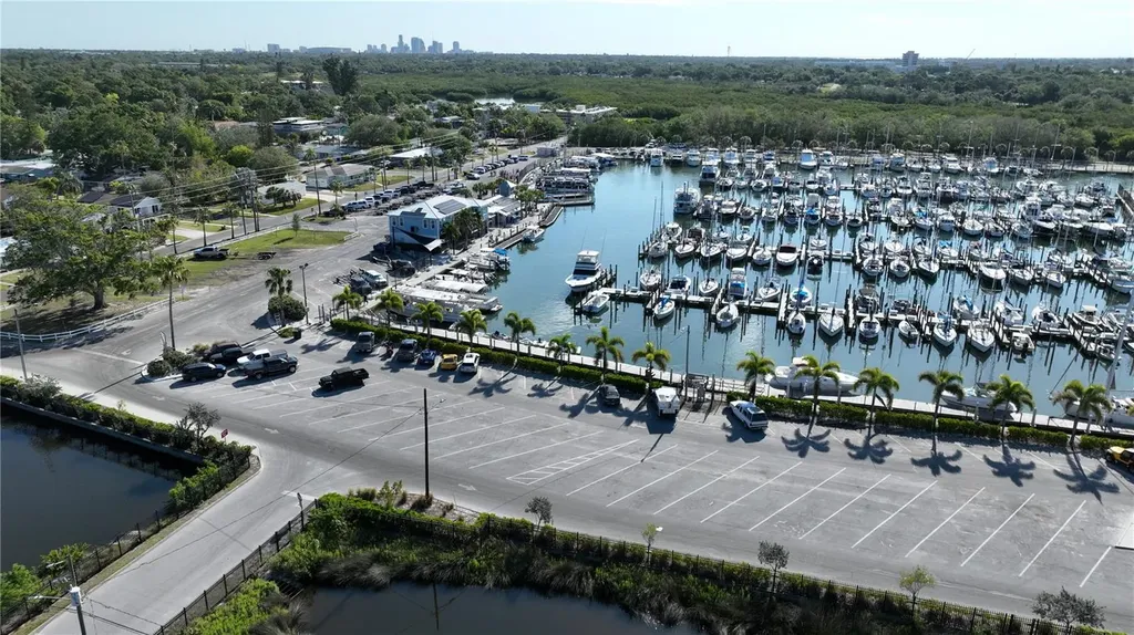 4725 Del Rio Way S Gulfport FL 33711