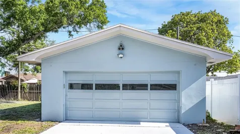 4725 Del Rio Way S Gulfport FL 33711