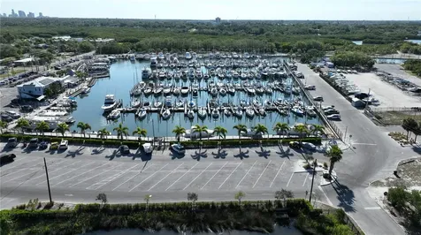 4725 Del Rio Way S Gulfport FL 33711