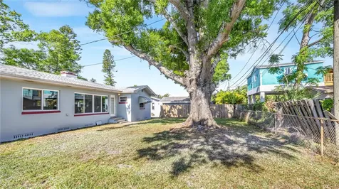 4725 Del Rio Way S Gulfport FL 33711