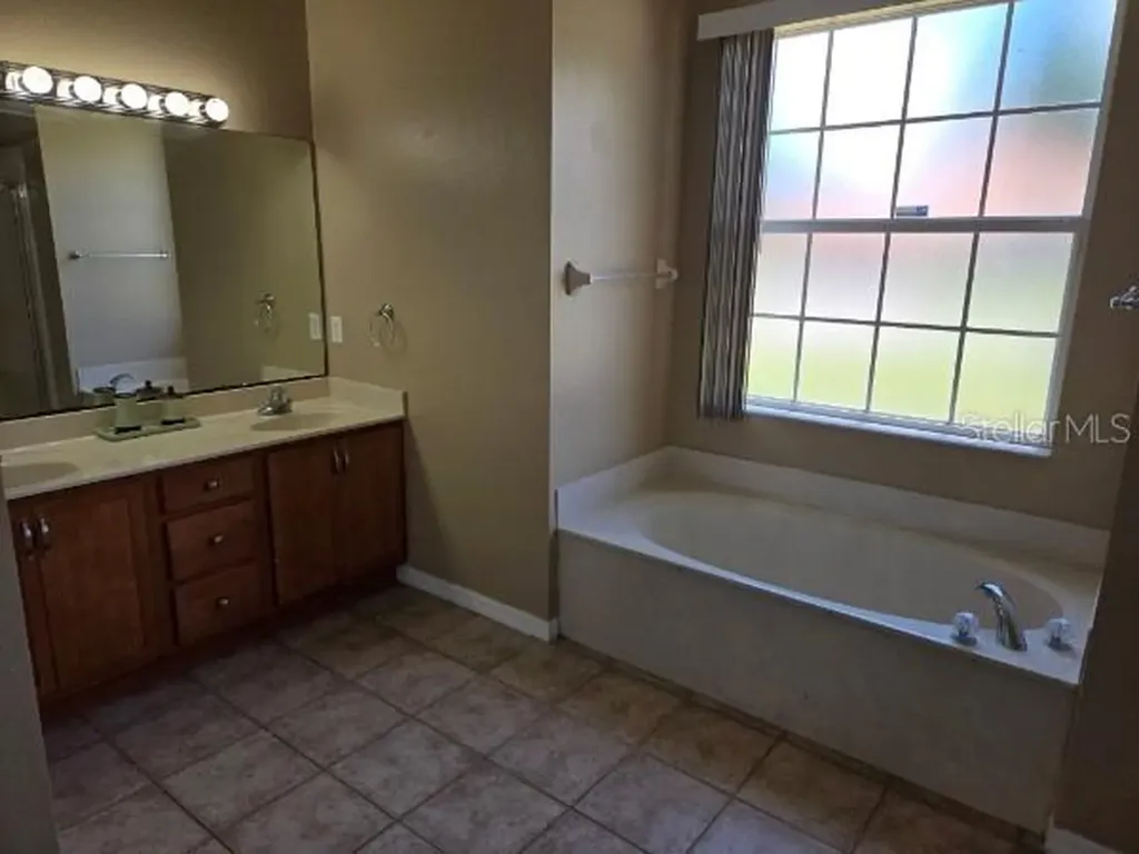 428 Bay Leaf Drive Kissimmee FL 34759
