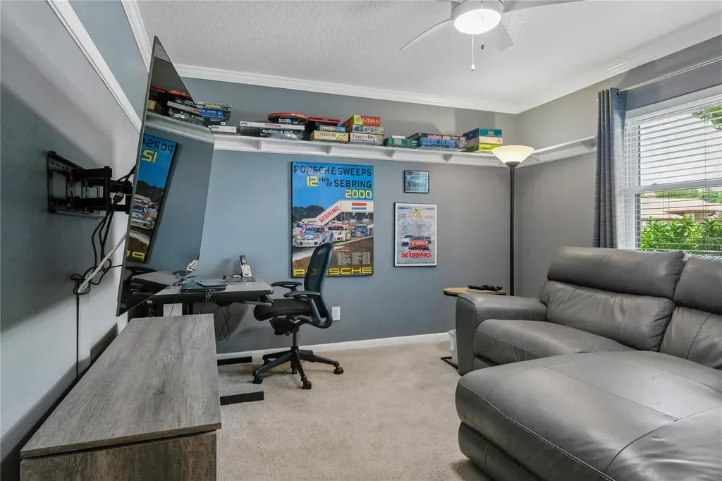 1215 Huntington Lane Safety Harbor FL 34695