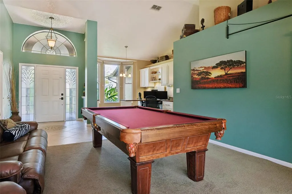 1215 Huntington Lane Safety Harbor FL 34695