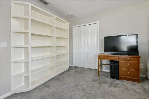 1215 Huntington Lane Safety Harbor FL 34695