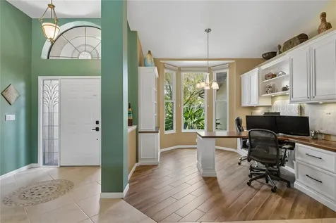 1215 Huntington Lane Safety Harbor FL 34695