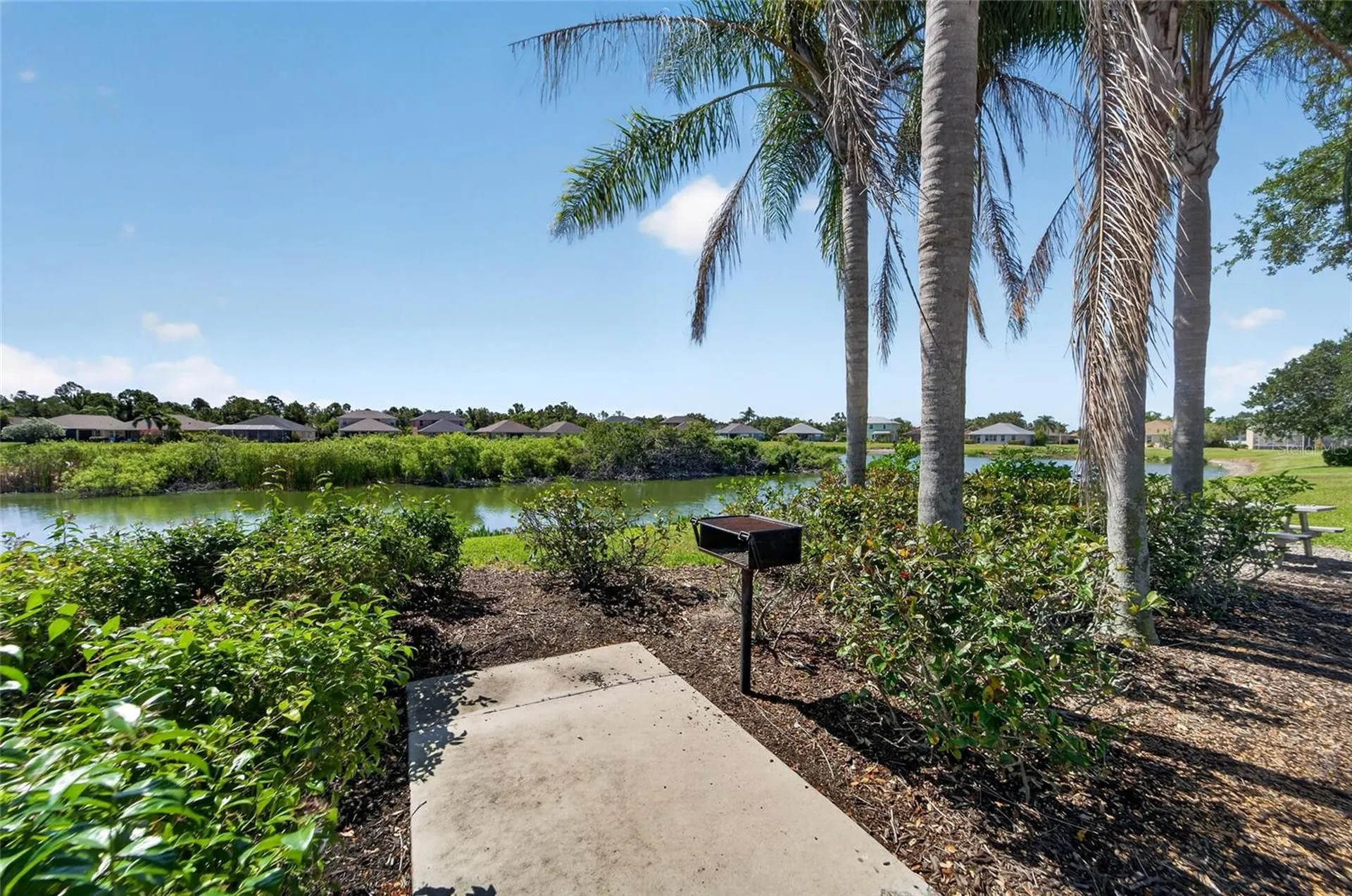 5209 Lansdowne Way Palmetto FL 34221