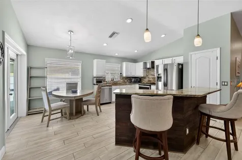 5209 Lansdowne Way Palmetto FL 34221