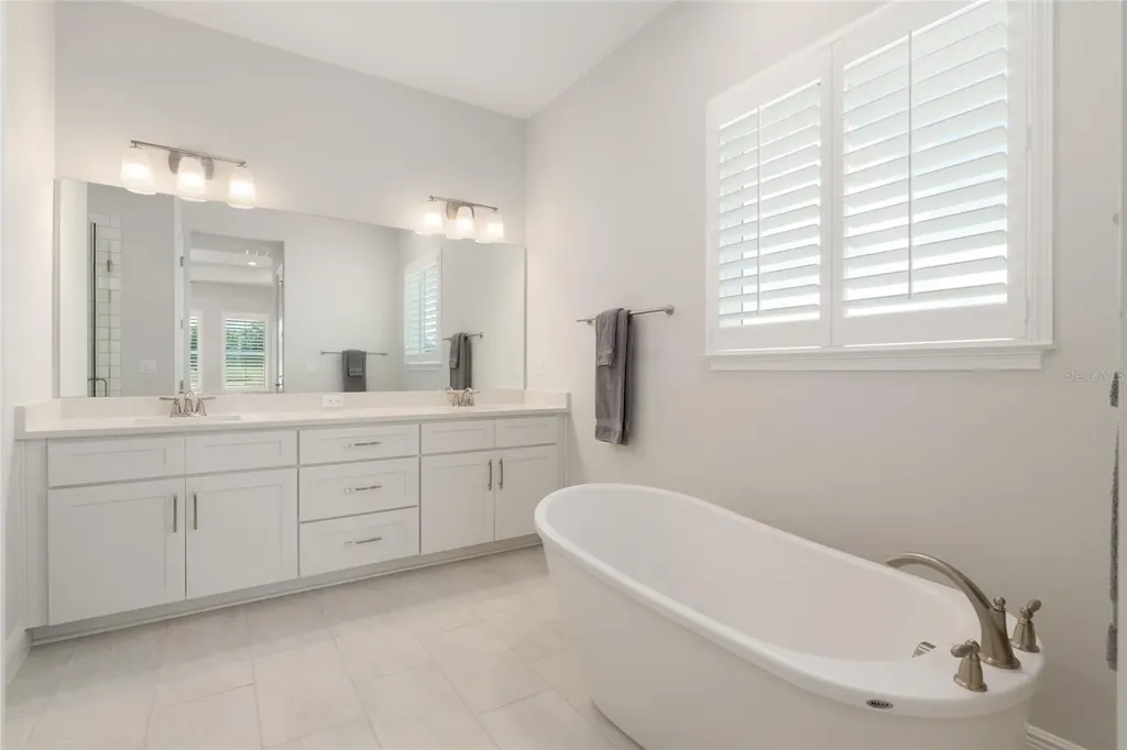 1929 NW 85th Loop Ocala FL 34475