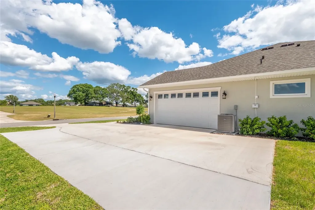 1929 NW 85th Loop Ocala FL 34475