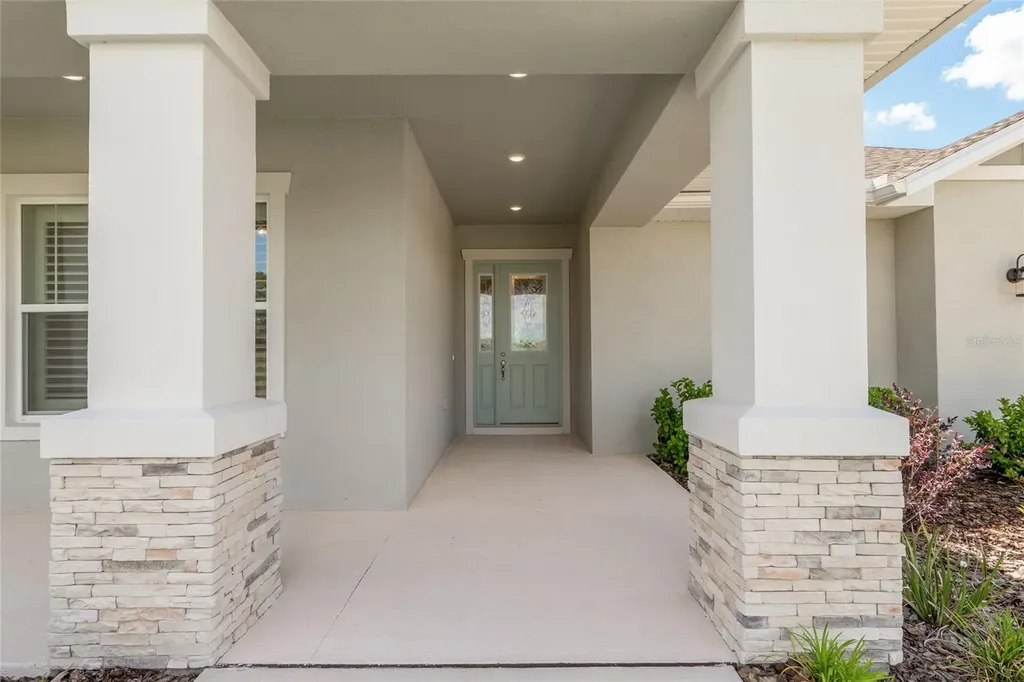 1929 NW 85th Loop Ocala FL 34475
