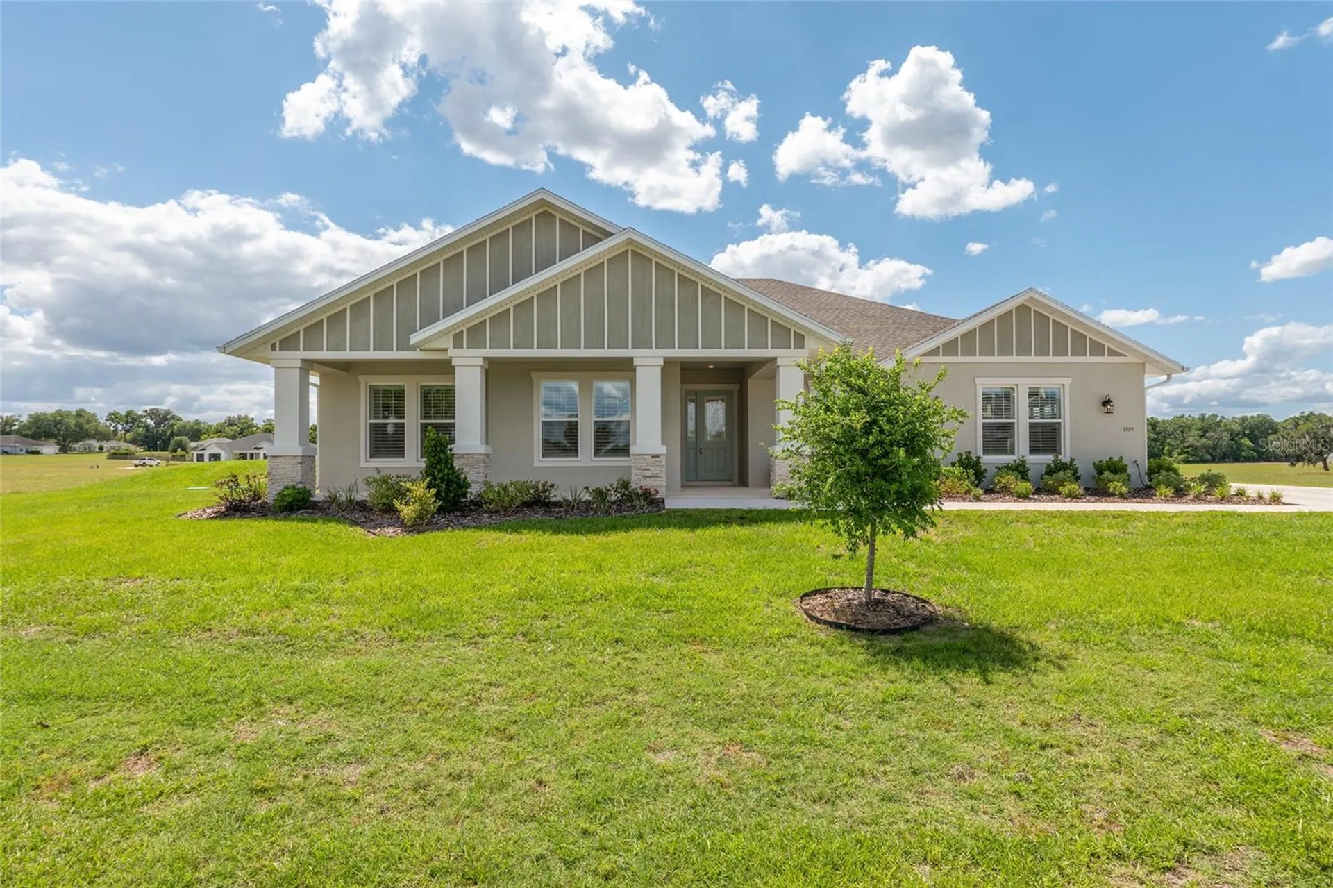 1929 NW 85th Loop Ocala FL 34475