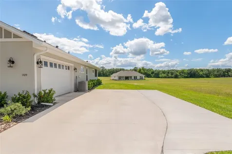 1929 NW 85th Loop Ocala FL 34475
